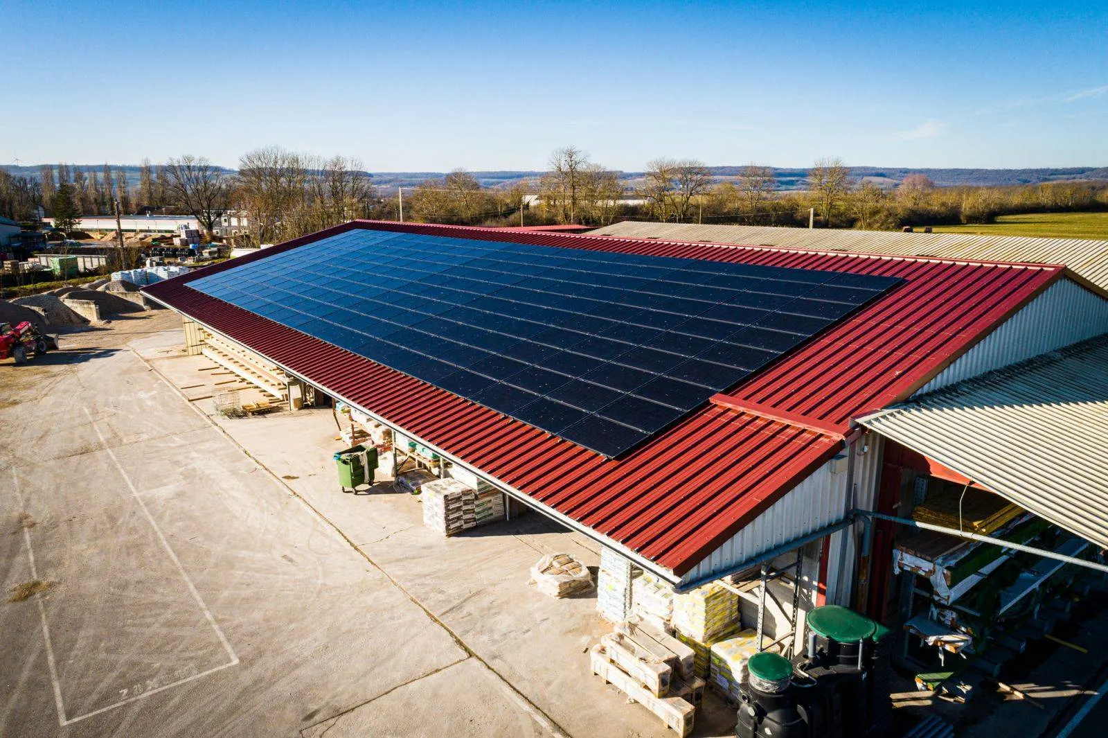 Panneaux solaires photovoltaïques à Nice, Cannes et Monaco – Installation par SOLIS Groupe